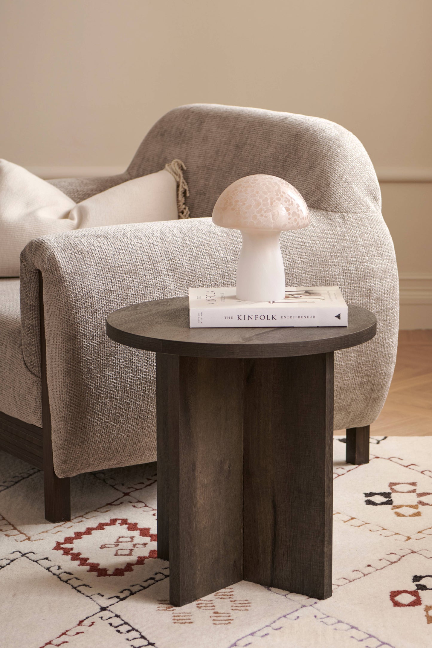 Hliðarborð Poppy dökkt