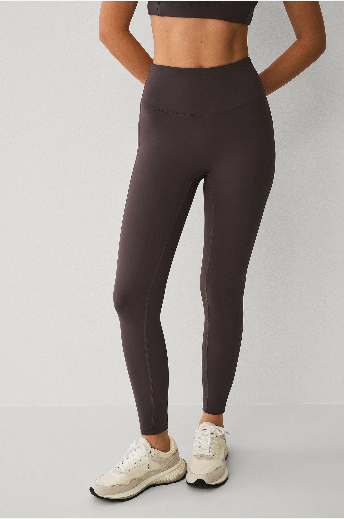 Ellos STUDIO Training Tights Flat Front Core