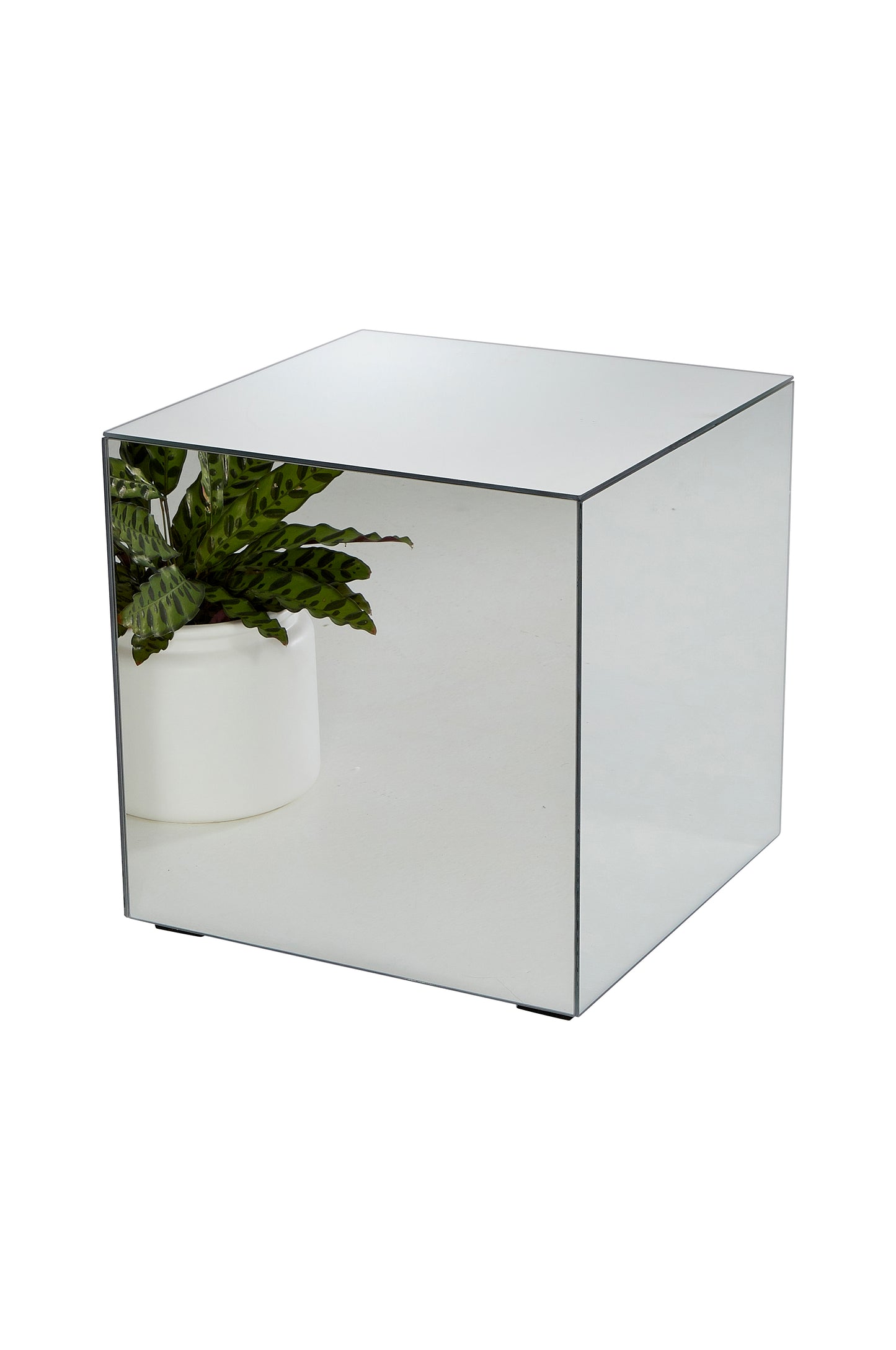 Hliðarborð Cube