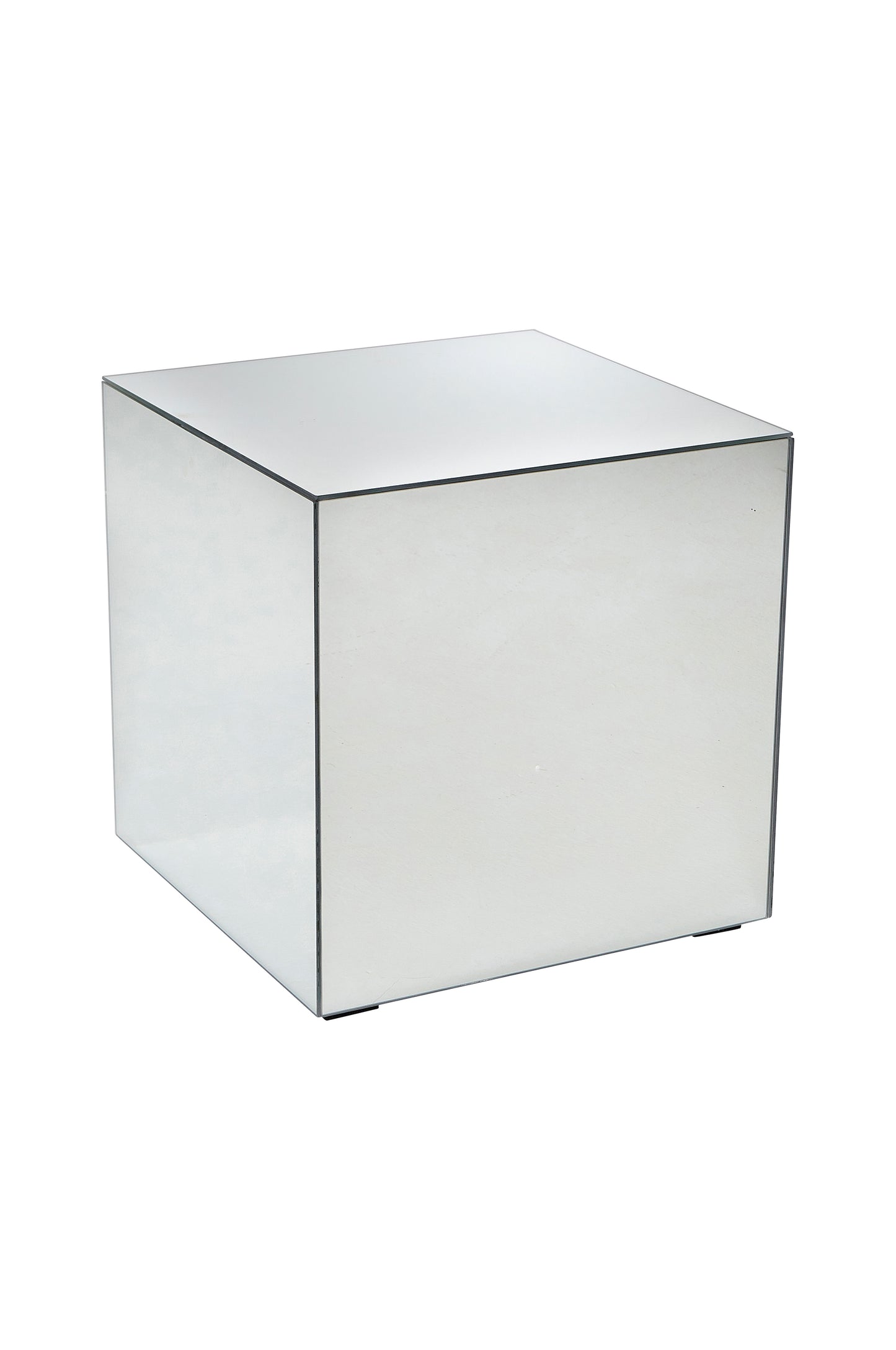 Hliðarborð Cube